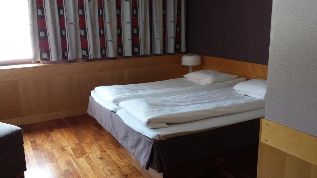 Hotell Toppen Storuman Quarto foto